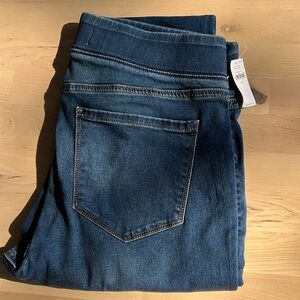 Old Navy Rockstar Super Skinny Jeggings, Mid Rise; Women’s 16 NWT